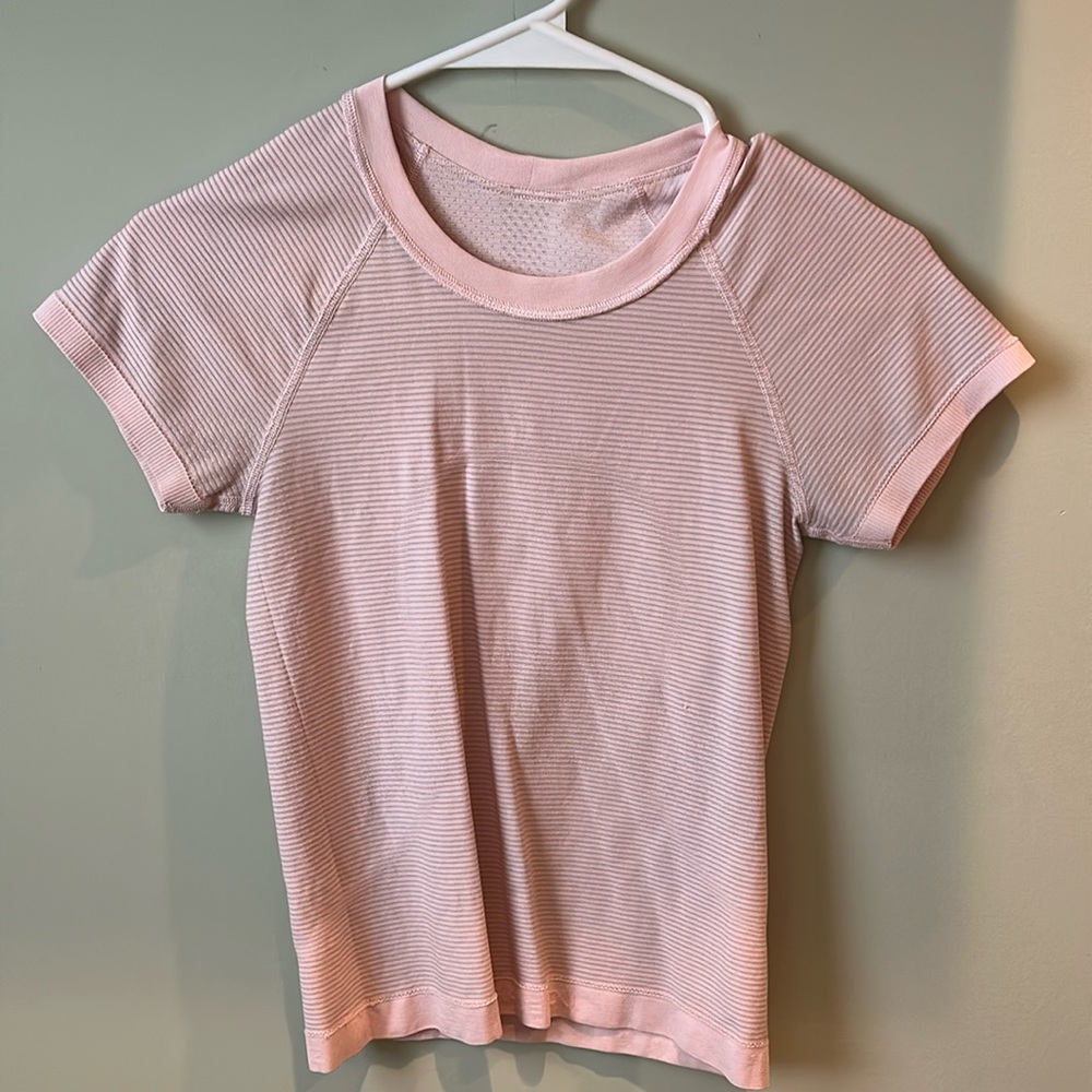 Lululemon Swiftly Tech Short Sleeve Shirt Waist Length